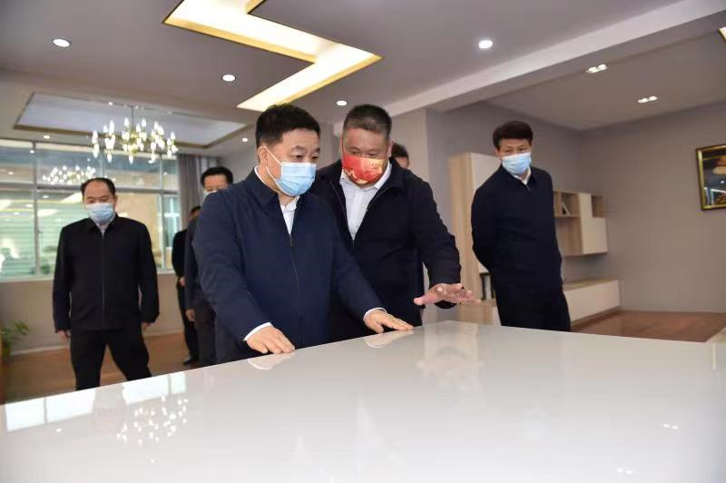 2022年5月14日，省長(zhǎng)葉建春來(lái)我公司調(diào)研