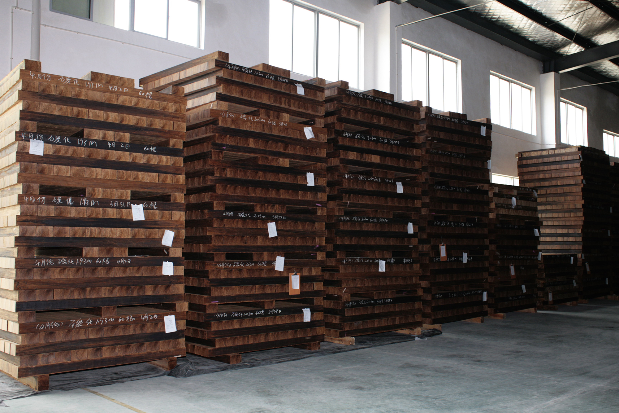 竹纖維地板(戶外板)半成品車間